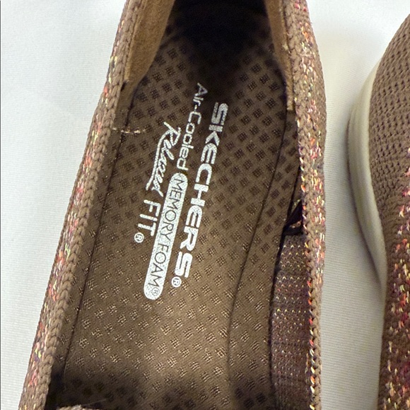 Skechers Women's Brown Slip-On Sneakers like New - Picture 6 of 10